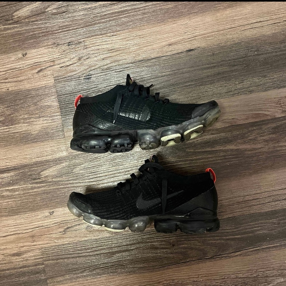 Nike vapormaxes